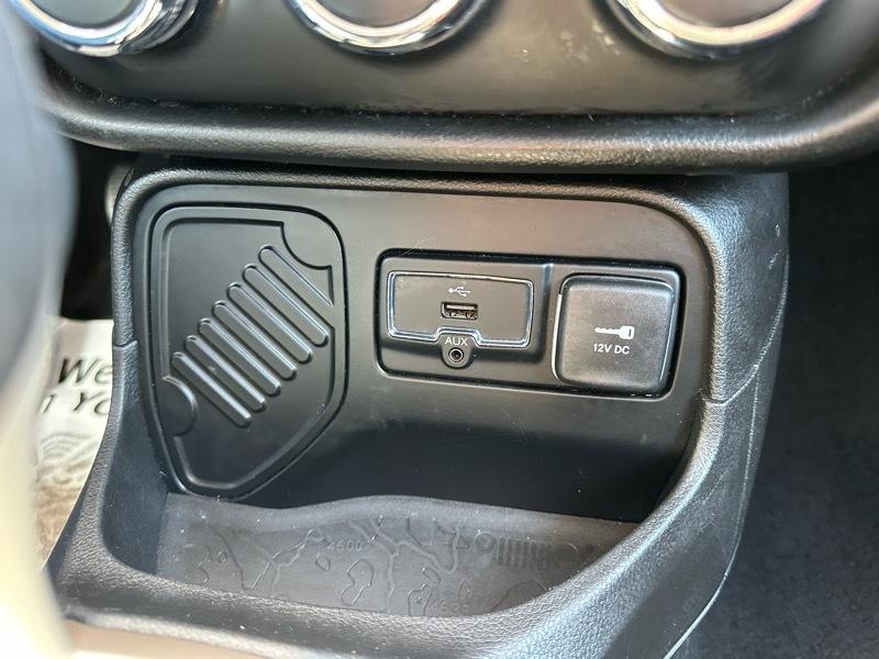 Jeep Renegade Latitude FWD 2016