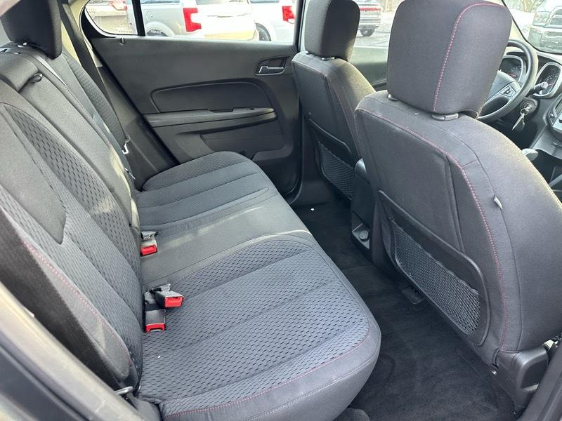 Chevrolet Equinox LS 2WD 2013