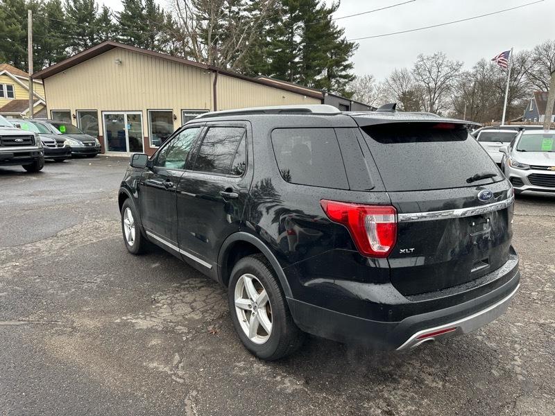 Ford Explorer XLT 4WD 2017