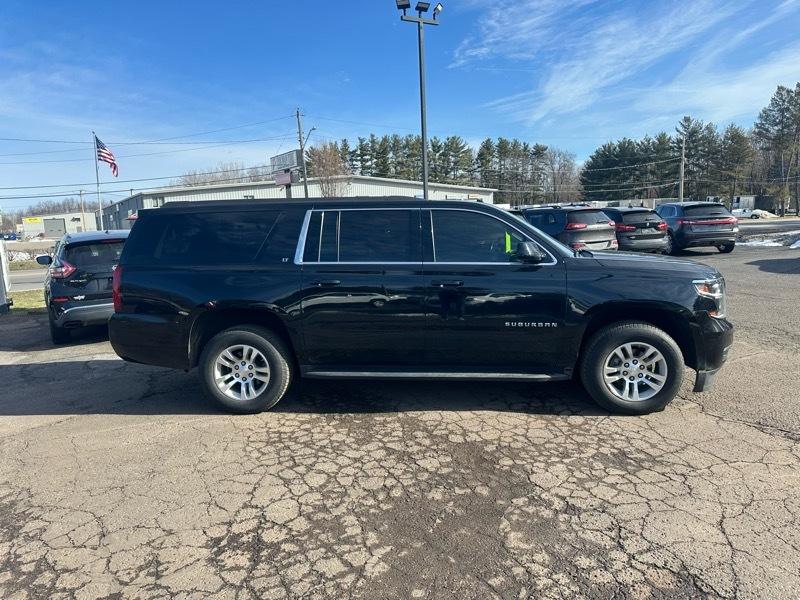 Chevrolet Suburban LT 4WD 2019