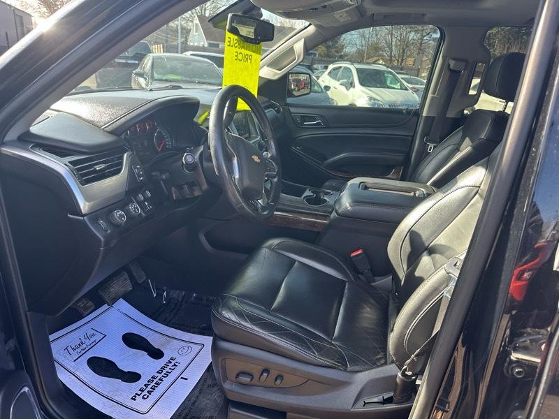 Chevrolet Suburban LT 4WD 2019