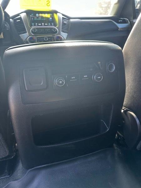 Chevrolet Suburban LT 4WD 2019