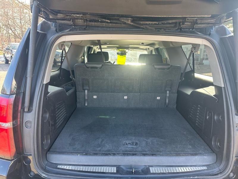 Chevrolet Suburban LT 4WD 2019