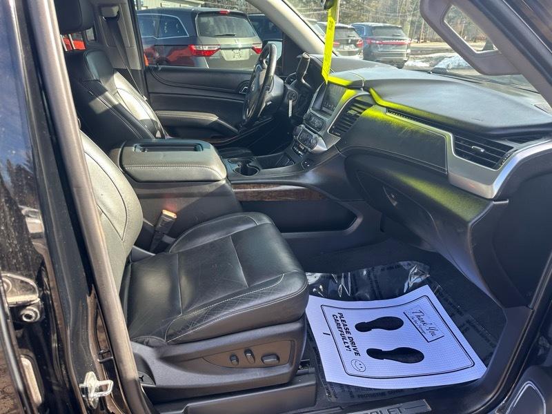 Chevrolet Suburban LT 4WD 2019