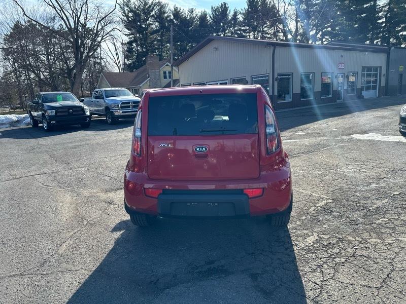 Kia Soul + 2011