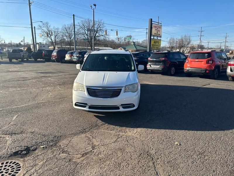 Chrysler Town & Country Touring 2013