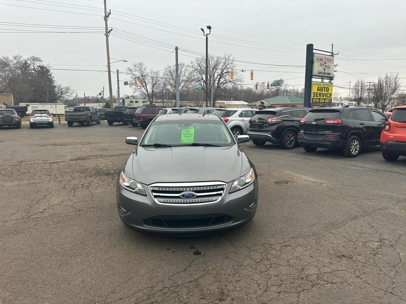 Ford Taurus Limited FWD 2011