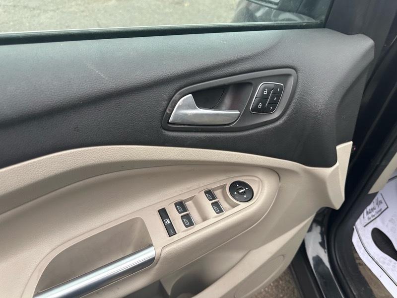 Ford Escape Titanium FWD 2014