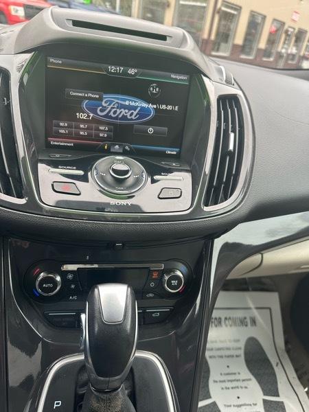 Ford Escape Titanium FWD 2014