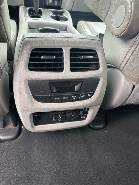 Honda Pilot EX-L w/Navigation and RES AWD 2019