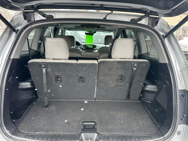 Honda Pilot EX-L w/Navigation and RES AWD 2019