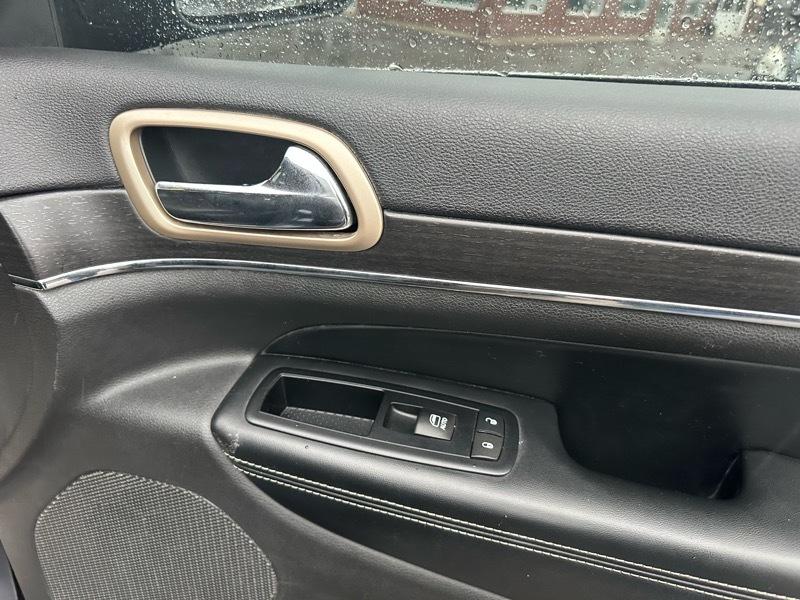 Jeep Grand Cherokee Limited 4WD 2015