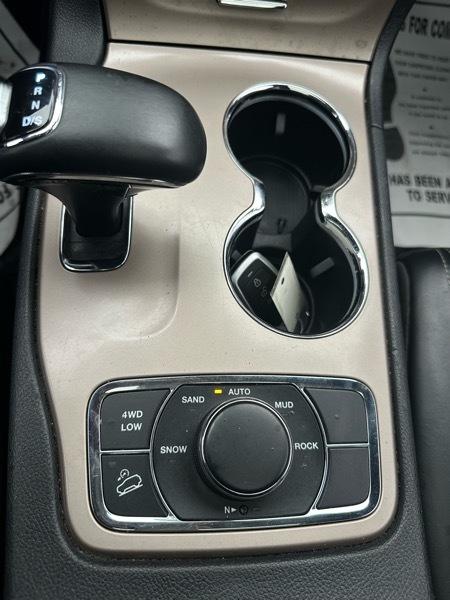 Jeep Grand Cherokee Limited 4WD 2015