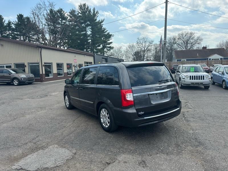 Chrysler Town & Country Touring 2016