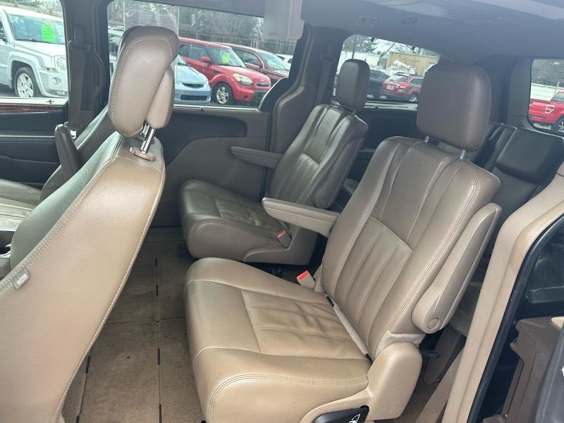 Chrysler Town & Country Touring 2016