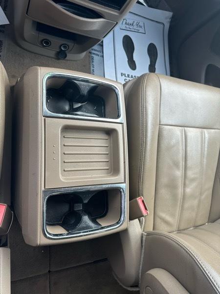 Chrysler Town & Country Touring 2016