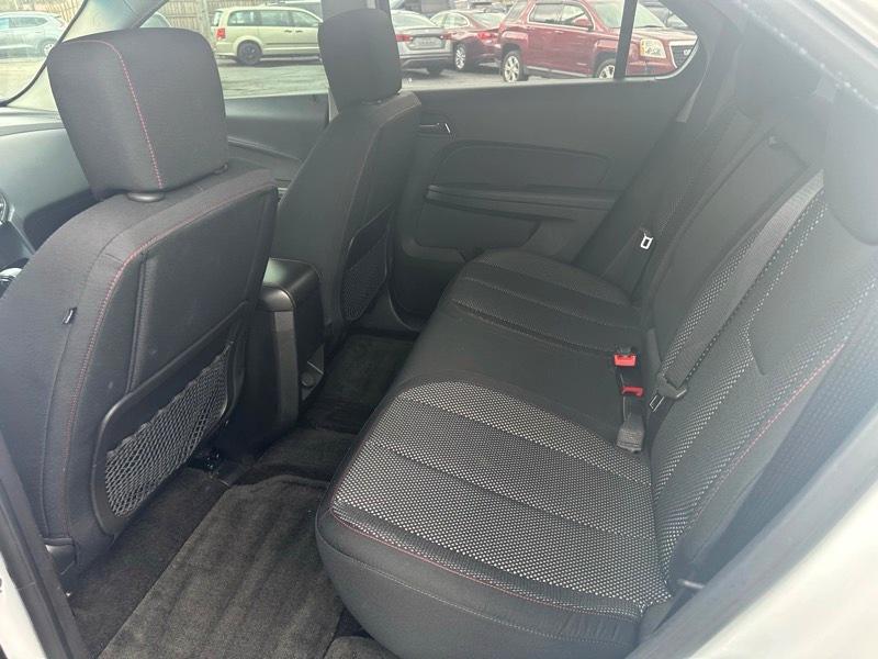 Chevrolet Equinox 1LT 2WD 2011