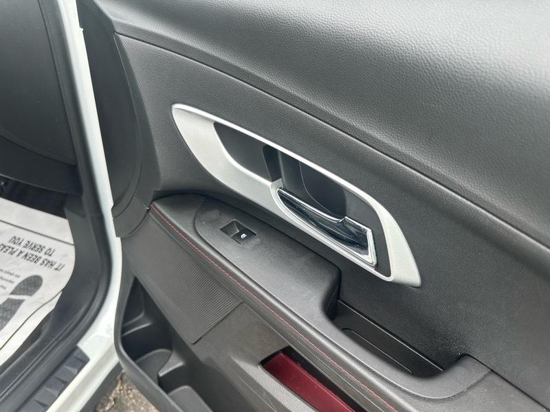 Chevrolet Equinox 1LT 2WD 2011