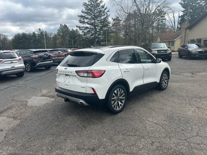 Ford Escape Titanium 4WD 2020