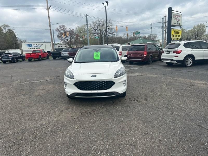 Ford Escape Titanium 4WD 2020