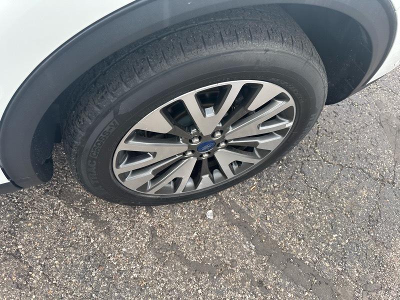 Ford Escape Titanium 4WD 2020