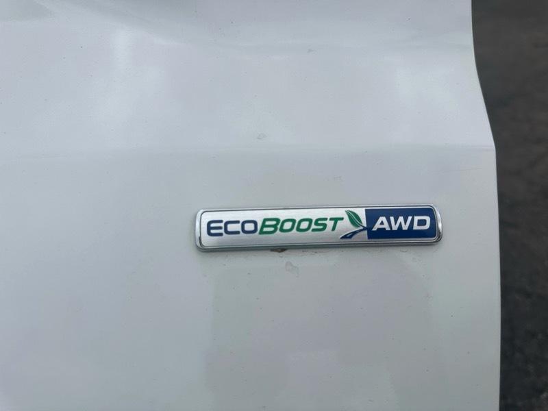 Ford Escape Titanium 4WD 2020