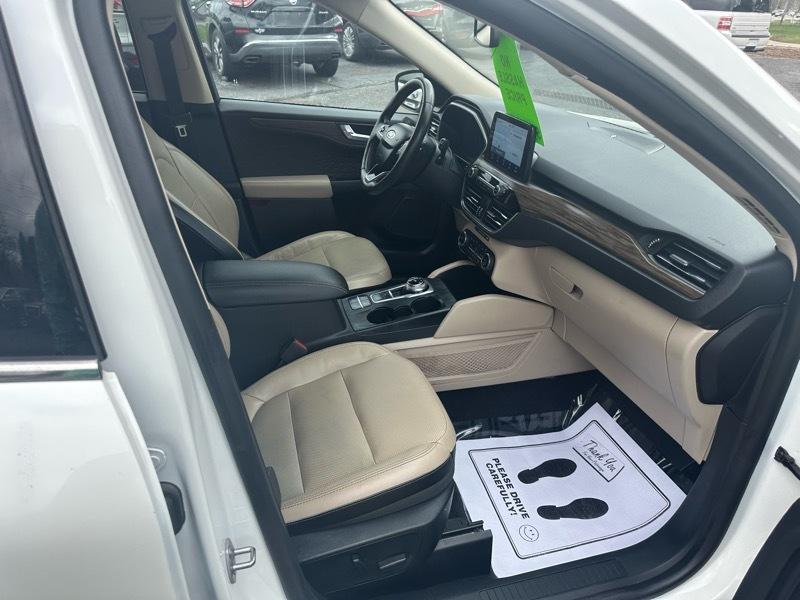 Ford Escape Titanium 4WD 2020