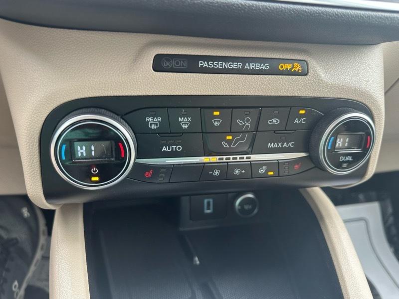 Ford Escape Titanium 4WD 2020