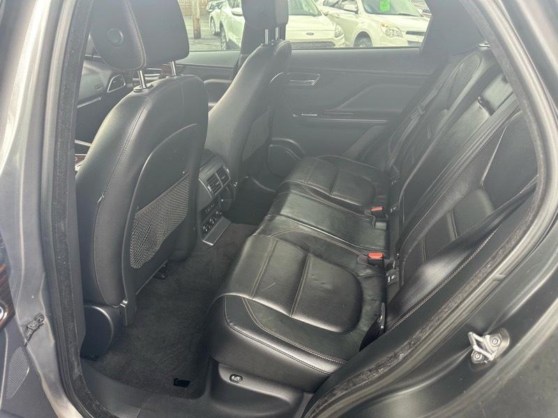 Jaguar F-Pace 35t Prestige 2017