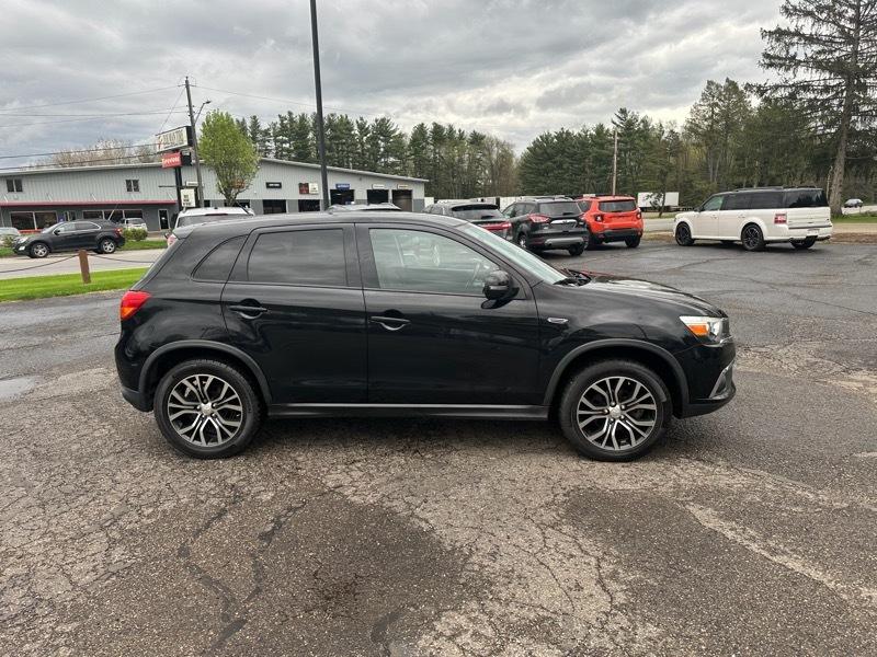 Mitsubishi Outlander Sport 2.0 ES 4WD CVT 2016
