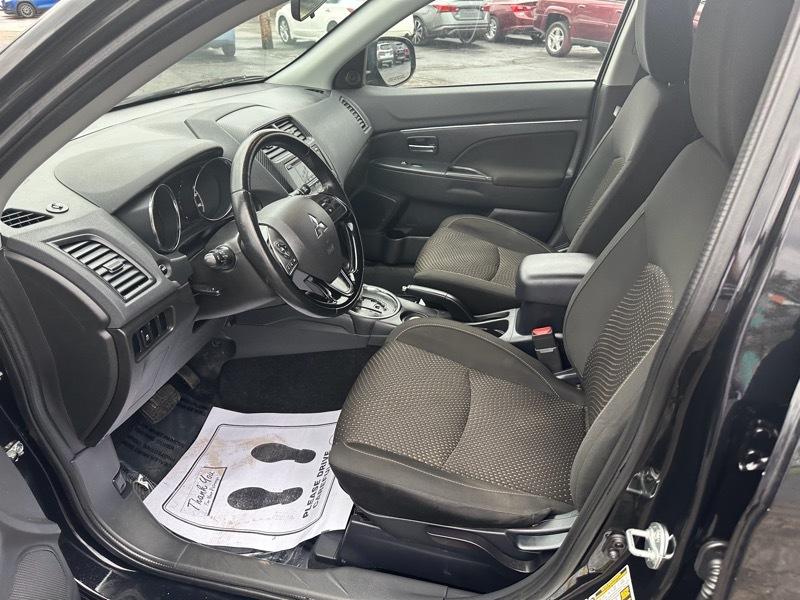 Mitsubishi Outlander Sport 2.0 ES 4WD CVT 2016