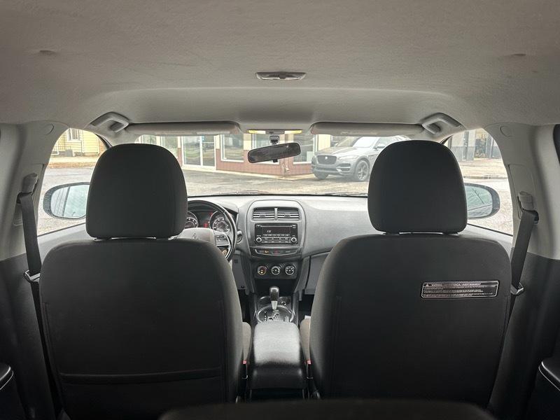 Mitsubishi Outlander Sport 2.0 ES 4WD CVT 2016