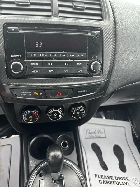 Mitsubishi Outlander Sport 2.0 ES 4WD CVT 2016