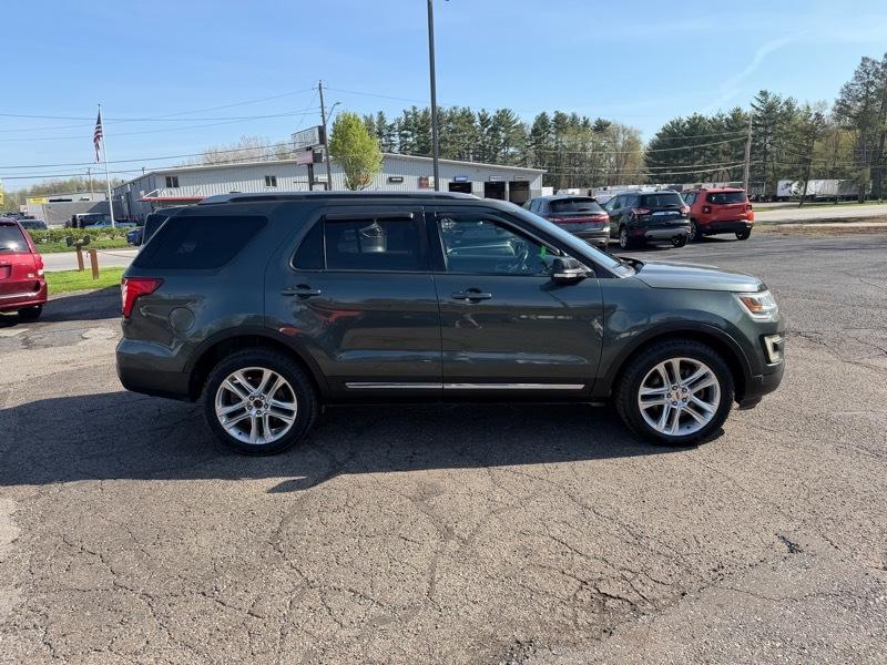 Ford Explorer XLT 4WD 2016