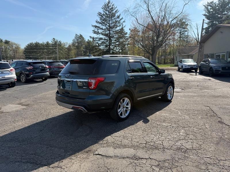 Ford Explorer XLT 4WD 2016