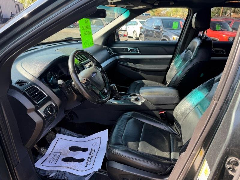 Ford Explorer XLT 4WD 2016