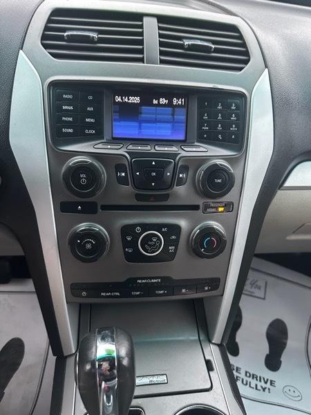 Ford Explorer XLT 4WD 2014