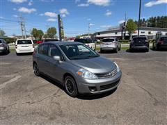 2011 Nissan Versa 