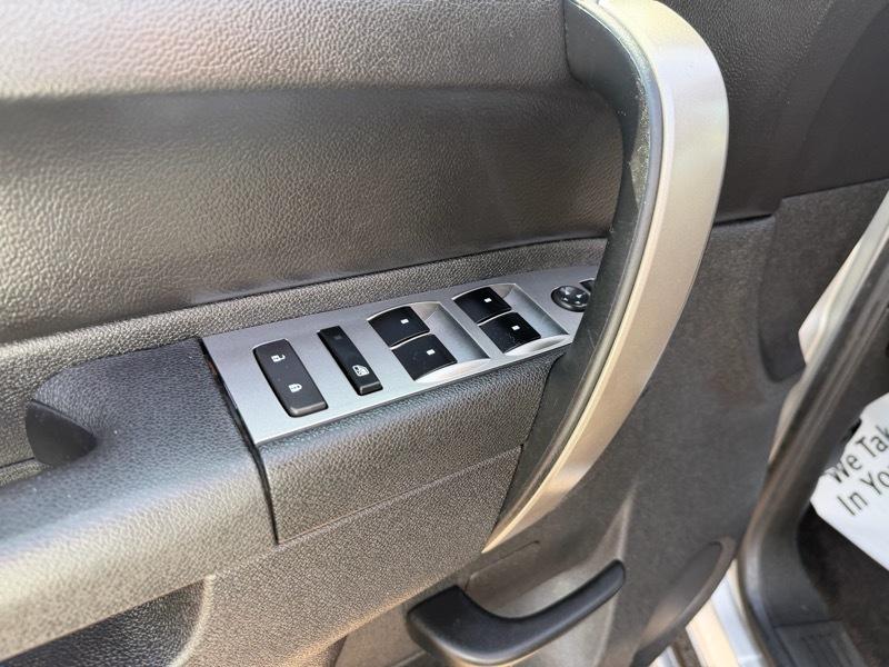 GMC Sierra 1500 SLE Crew Cab 4WD 2013