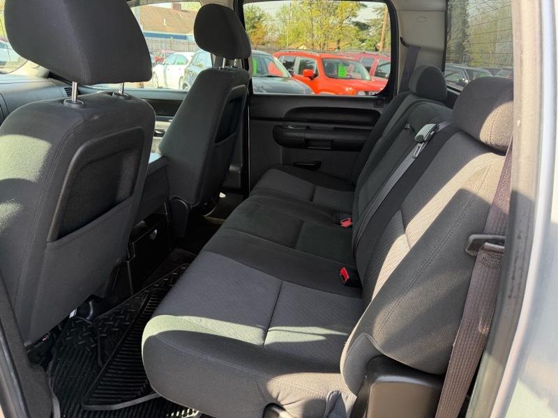 GMC Sierra 1500 SLE Crew Cab 4WD 2013