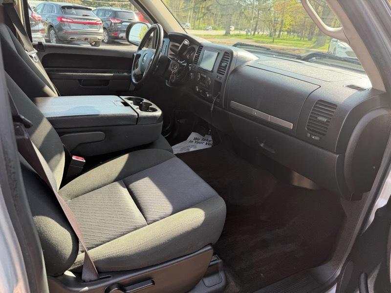 GMC Sierra 1500 SLE Crew Cab 4WD 2013