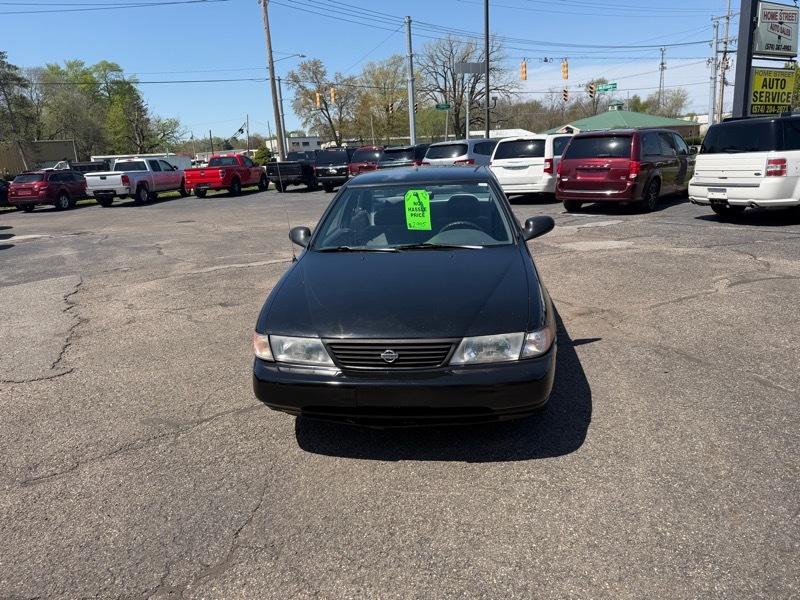 Nissan Sentra Base 1997