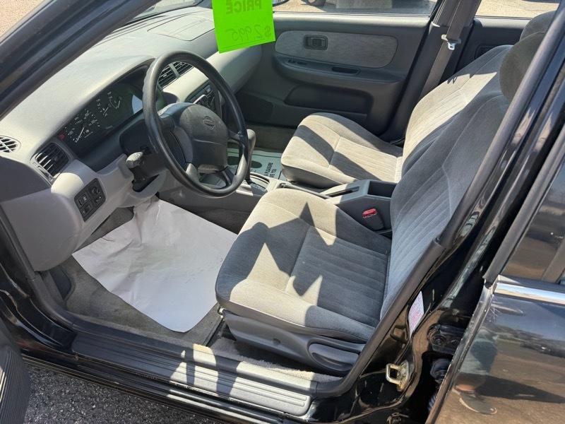 Nissan Sentra Base 1997