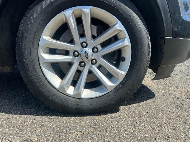 Ford Explorer XLT 4WD 2015