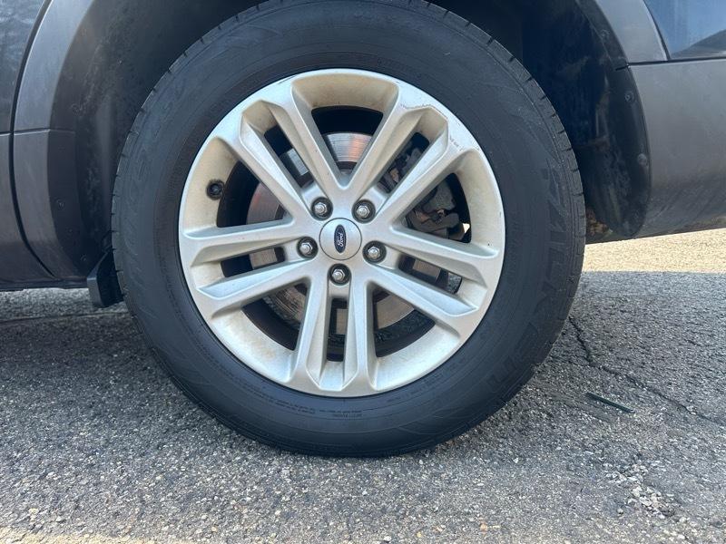 Ford Explorer XLT 4WD 2015