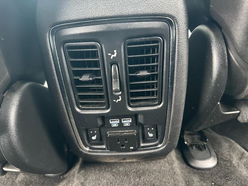 Jeep Grand Cherokee Limited 2WD 2015