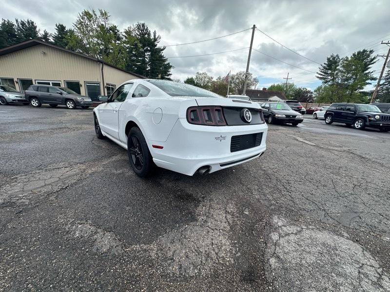 Ford Mustang V6 Coupe 2014