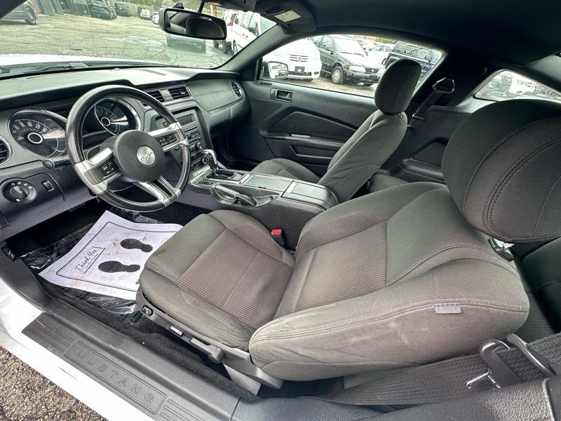 Ford Mustang V6 Coupe 2014