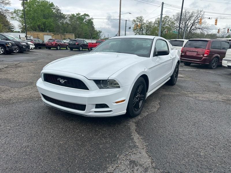 Ford Mustang V6 Coupe 2014