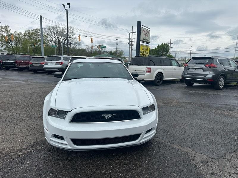 Ford Mustang V6 Coupe 2014